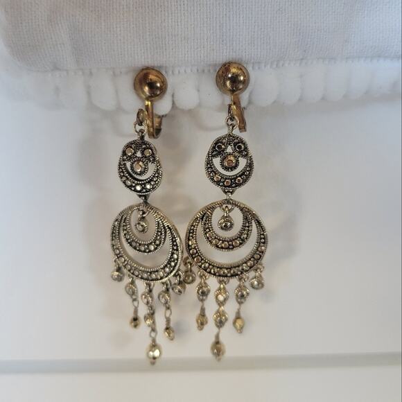 Vintage Dangle Bohemian Charm Clip On Earrings Gold - Picture 1 of 4